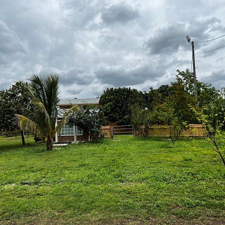 Maria'S Tiny Barn Guest House Homestead Bagian luar foto