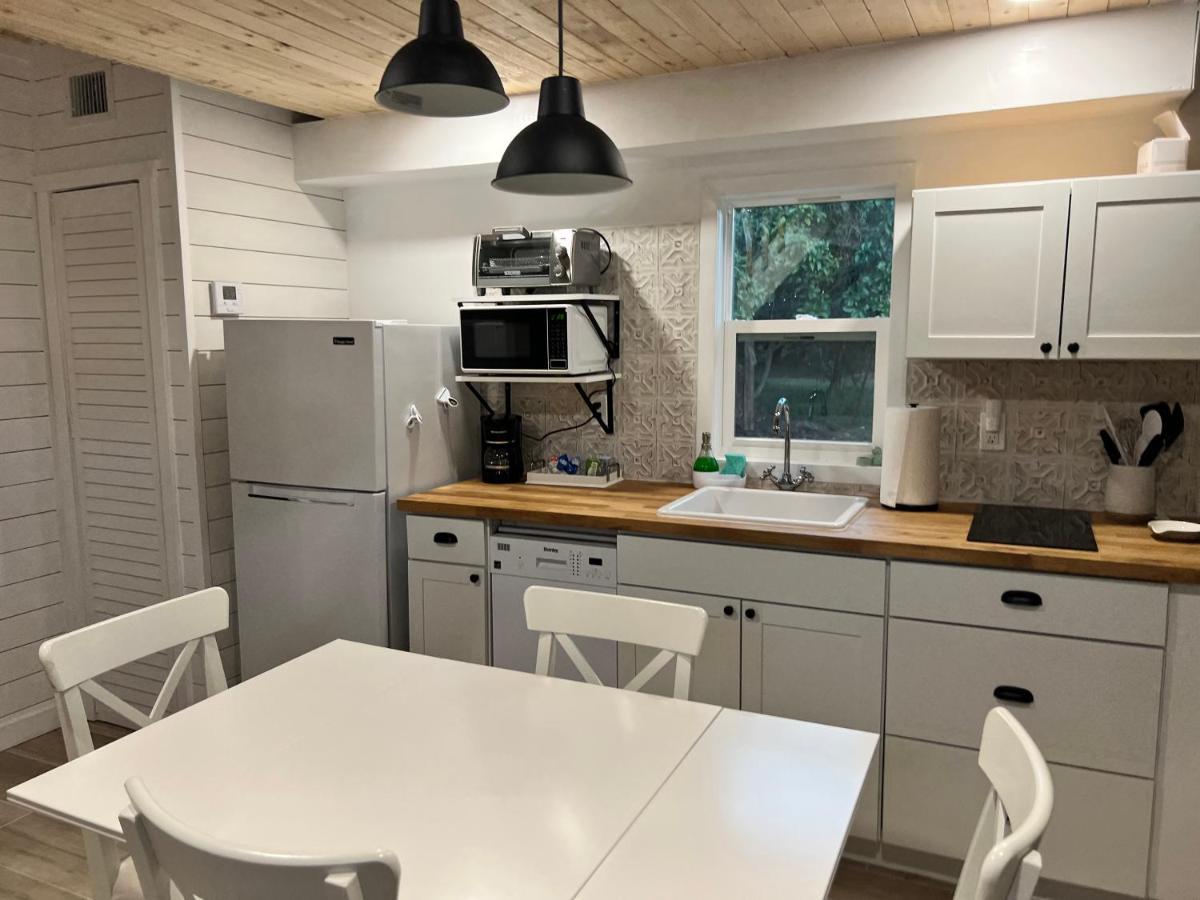 Maria'S Tiny Barn Guest House Homestead Bagian luar foto