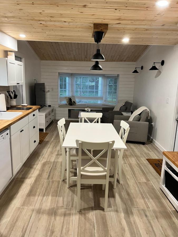 Maria'S Tiny Barn Guest House Homestead Bagian luar foto