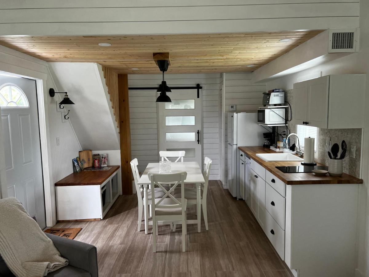 Maria'S Tiny Barn Guest House Homestead Bagian luar foto