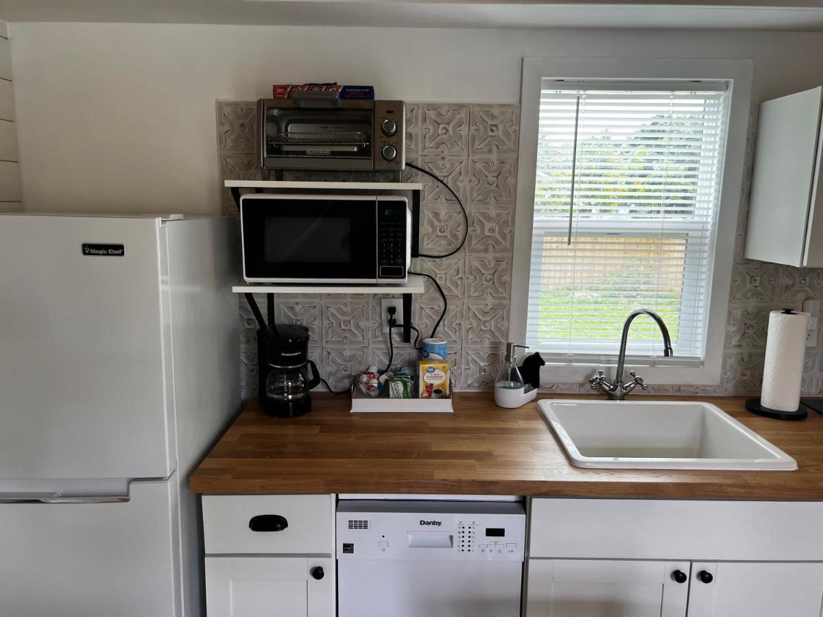 Maria'S Tiny Barn Guest House Homestead Bagian luar foto