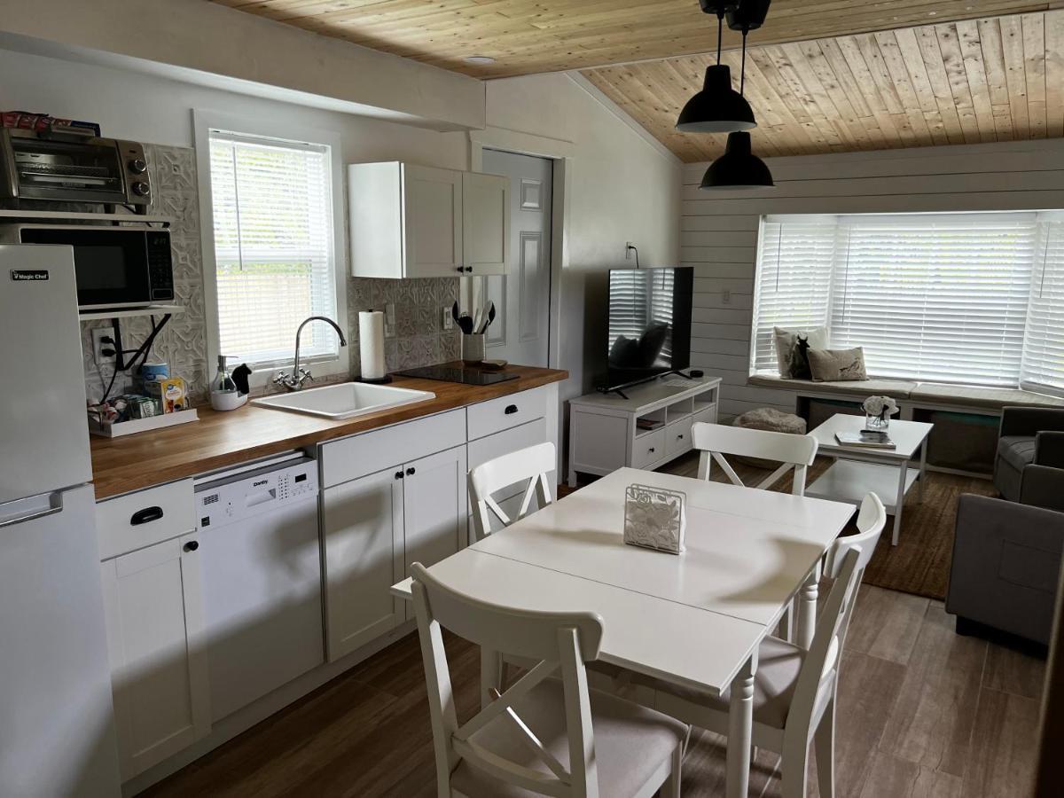 Maria'S Tiny Barn Guest House Homestead Bagian luar foto