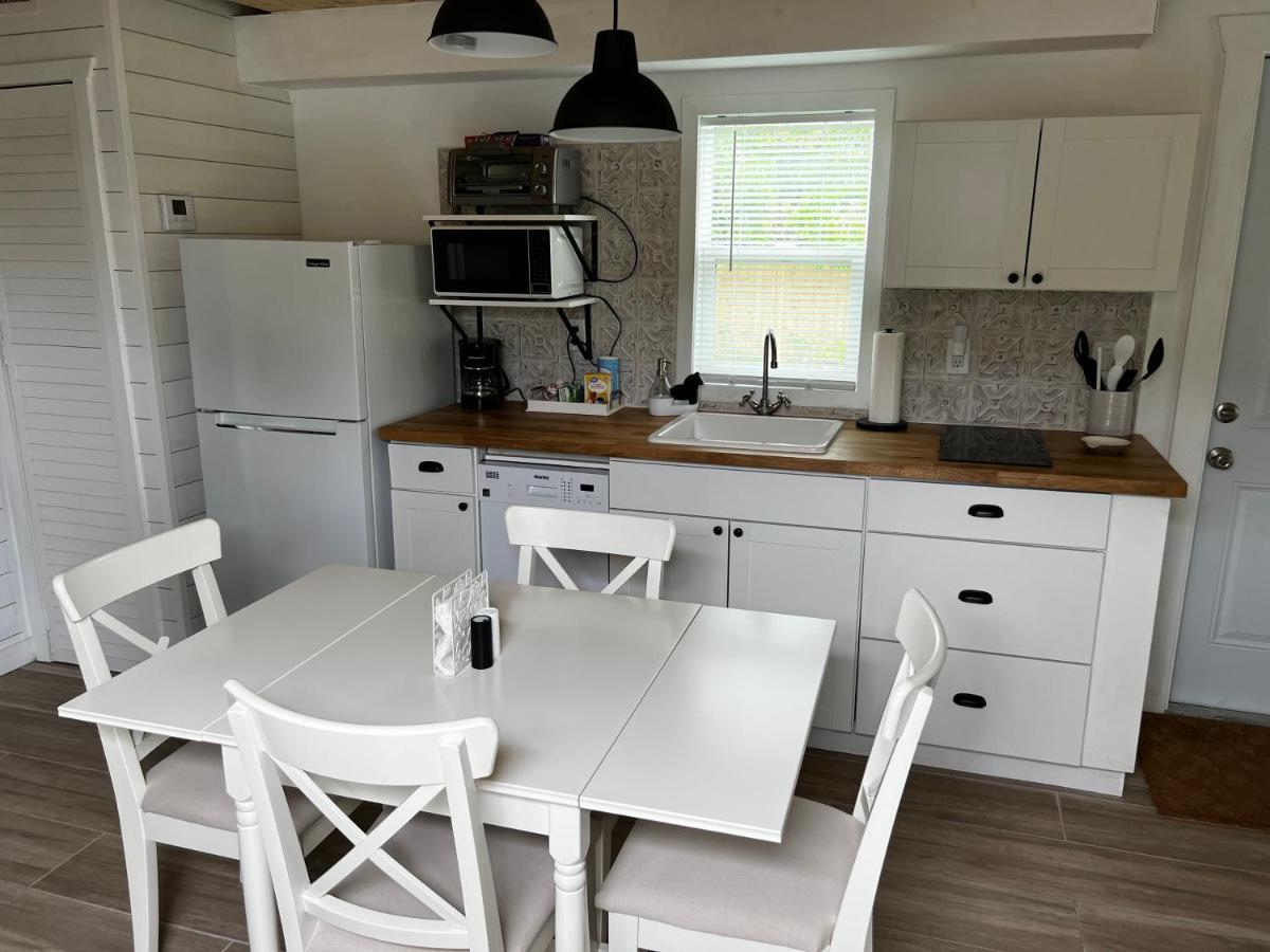 Maria'S Tiny Barn Guest House Homestead Bagian luar foto